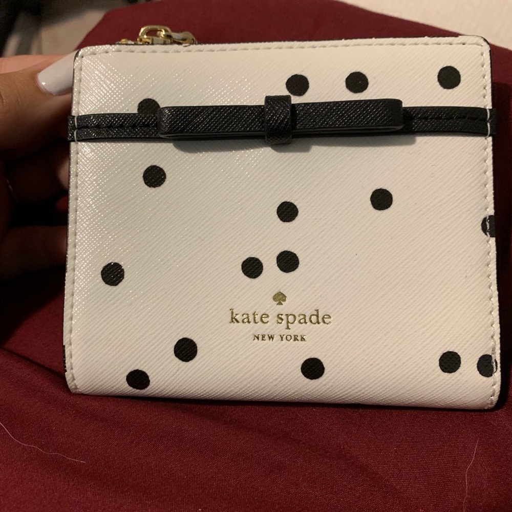Kate Spade Wallet - Picture 3 of 7